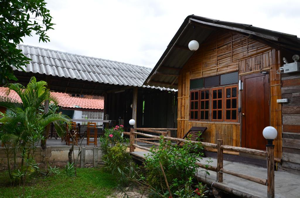Pai Cat Hut Hostel Bilik gambar